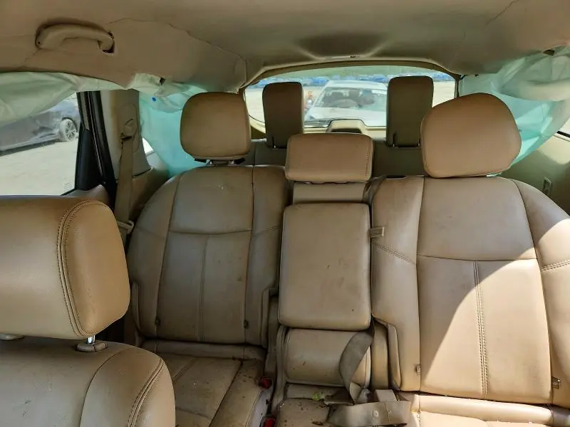 2016 NISSAN PATHFINDER SL  