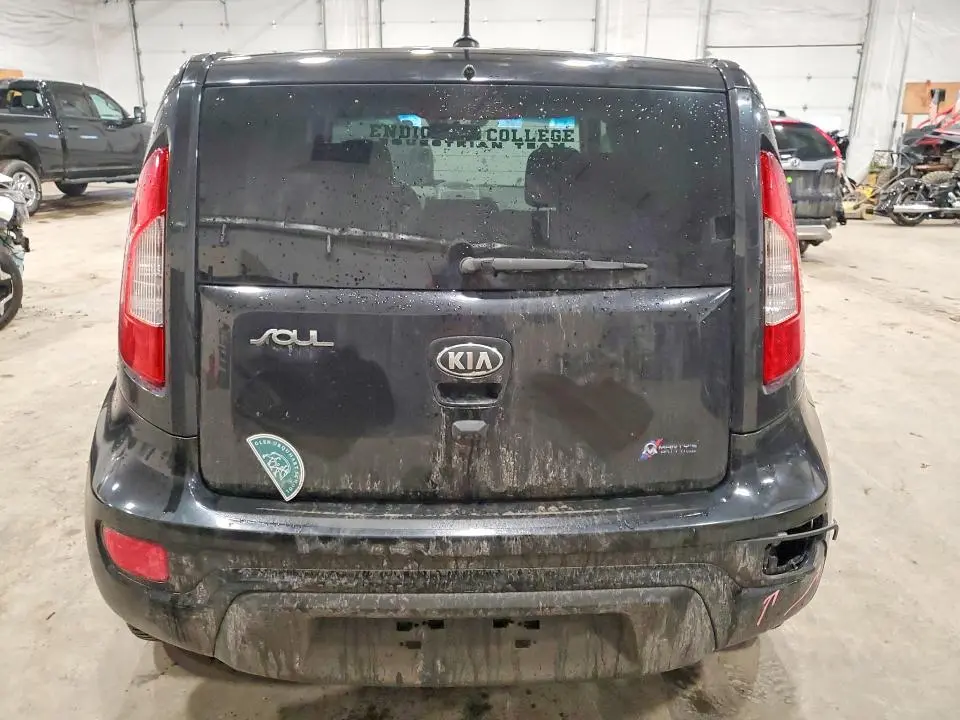 2013 KIA SOUL +  