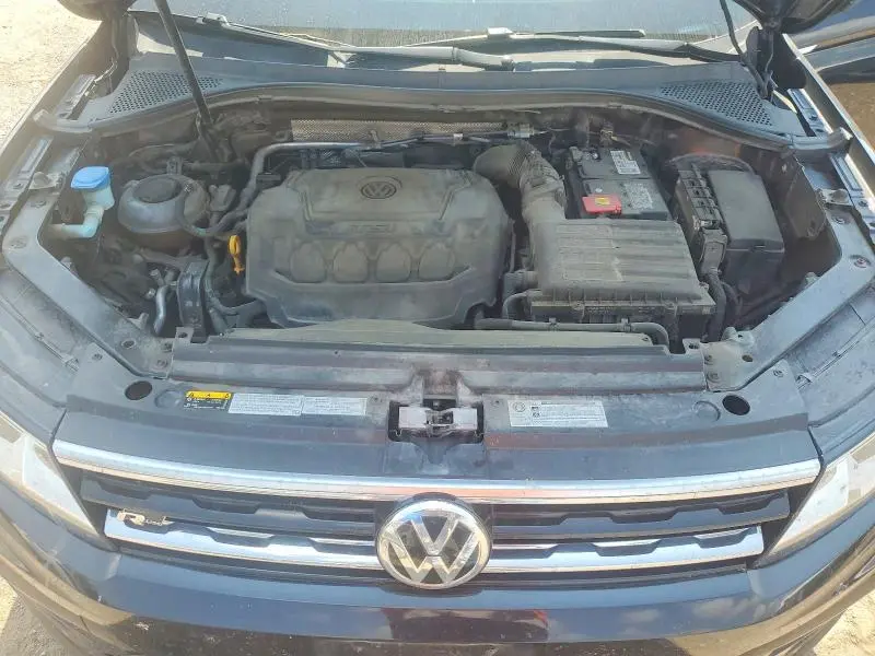 2020 VOLKSWAGEN TIGUAN SE  