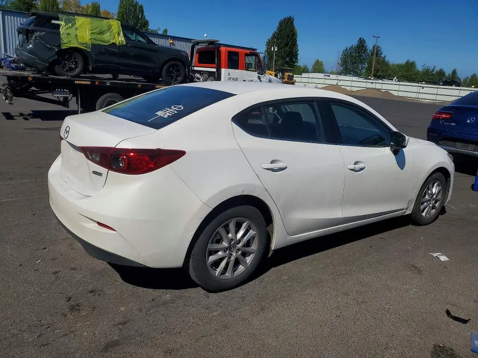 2015 MAZDA 3 TOURING  