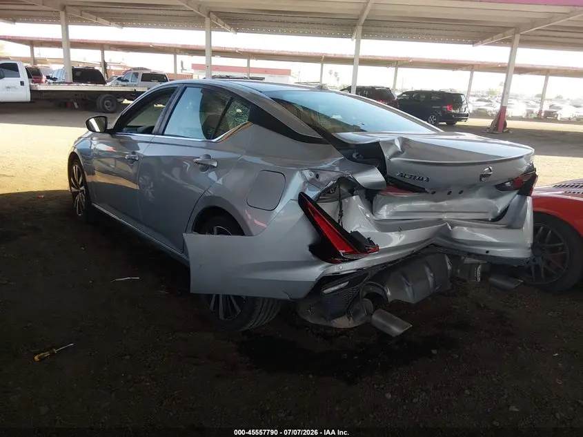 2022 NISSAN ALTIMA SR FWD