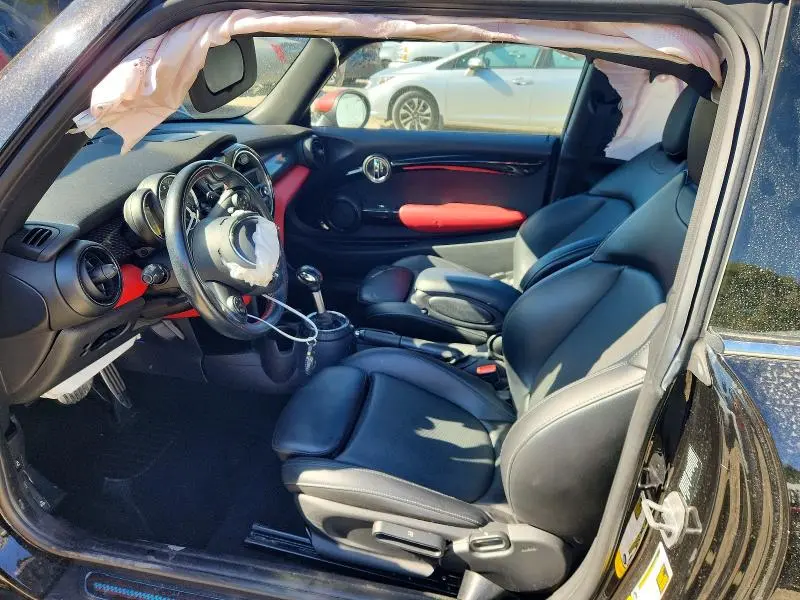 2016 MINI COOPER S  