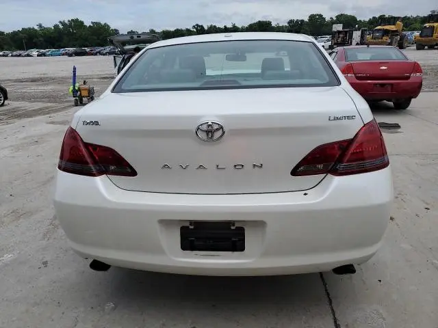 2010 TOYOTA AVALON XL  