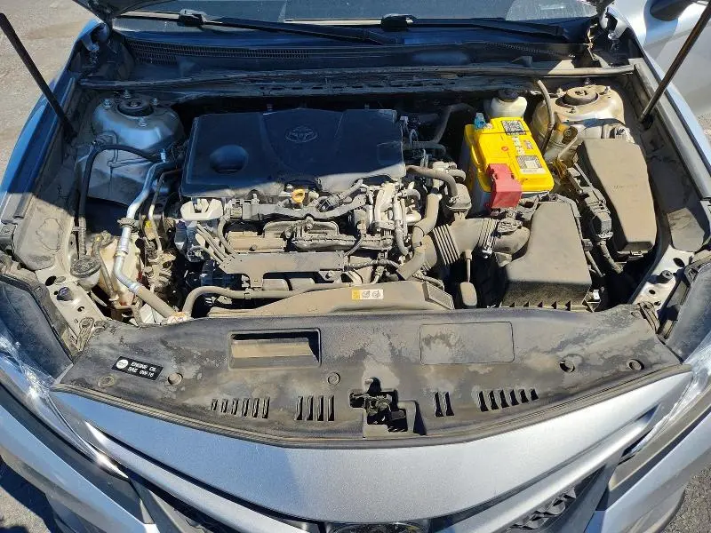 2019 TOYOTA CAMRY SE  