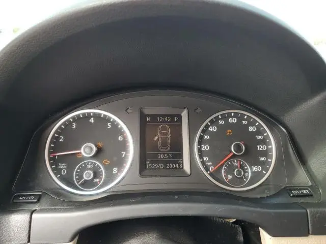 2013 VOLKSWAGEN TIGUAN S  