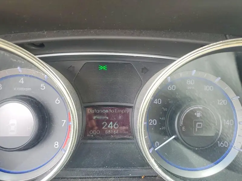 2012 HYUNDAI SONATA GLS  