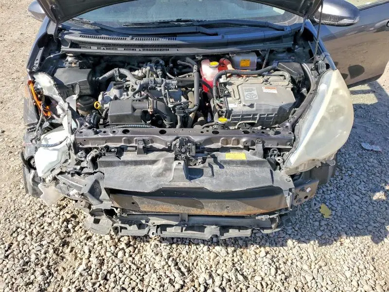 2013 TOYOTA PRIUS C THREE  