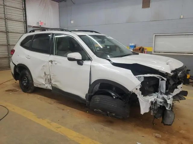 2024 SUBARU FORESTER LIMITED  