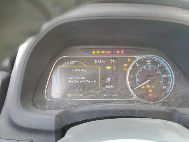 2022 NISSAN LEAF SV PLUS  