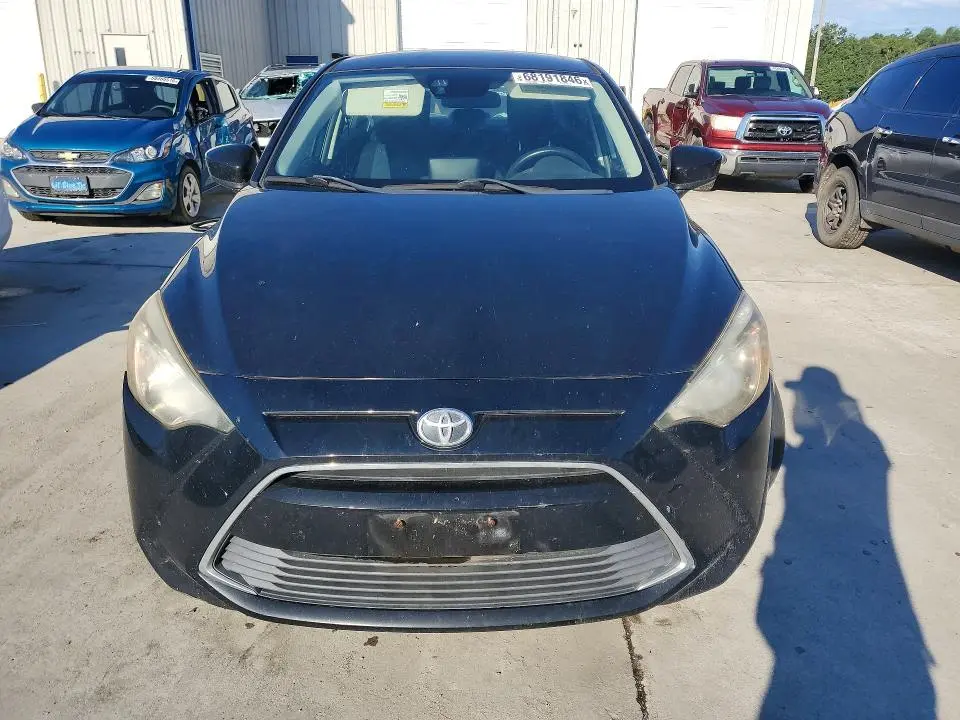 2017 TOYOTA YARIS IA BASE  