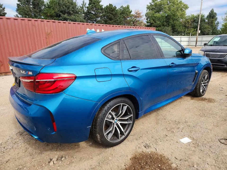 2015 BMW X6 M  