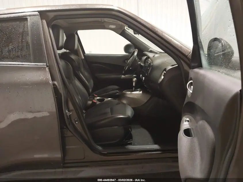 2012 NISSAN JUKE SL