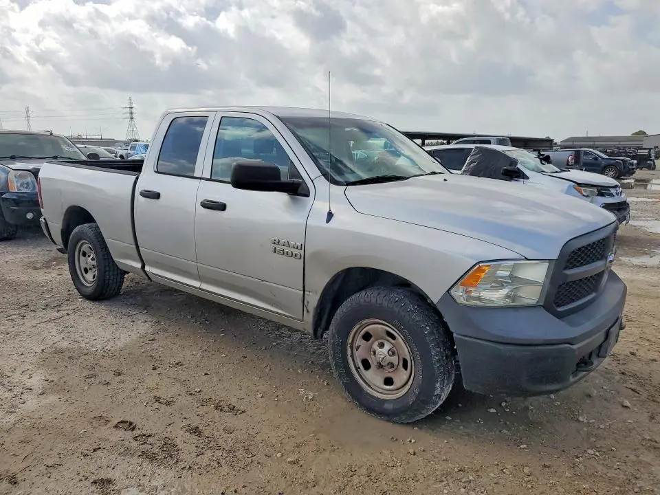 2014 RAM 1500 ST  