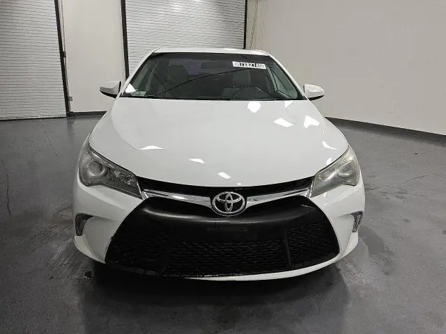 2015 TOYOTA CAMRY LE  