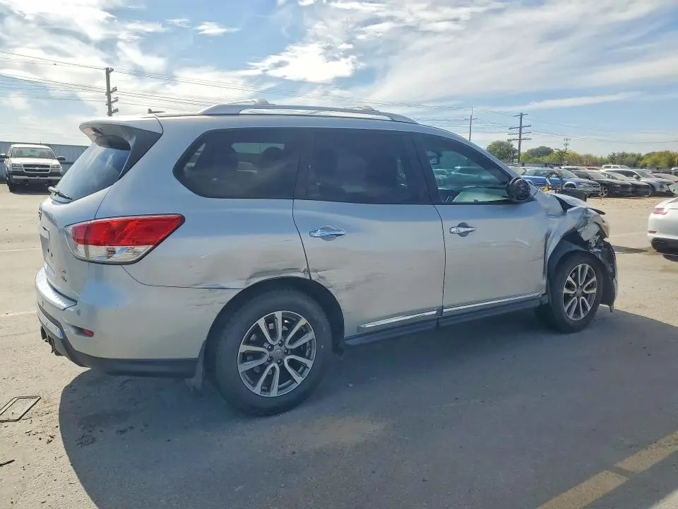 2014 NISSAN PATHFINDER SL  