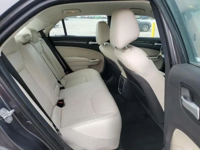 2015 CHRYSLER 300 LIMITED  