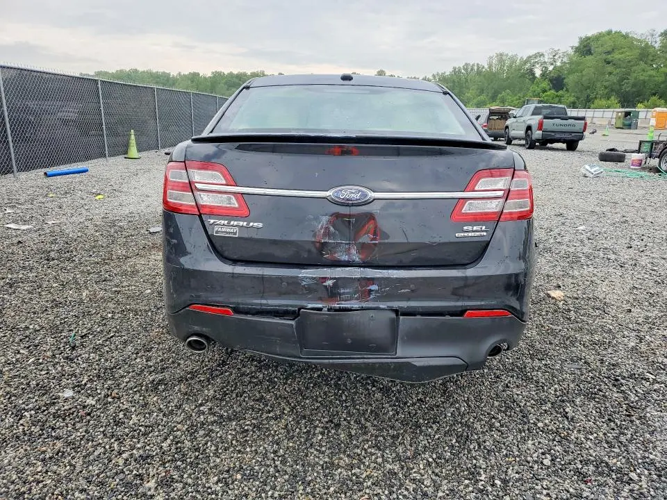 2015 FORD TAURUS SEL  