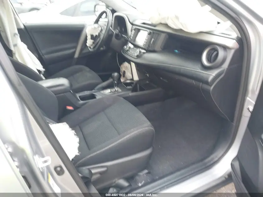 2017 TOYOTA RAV4 XLE