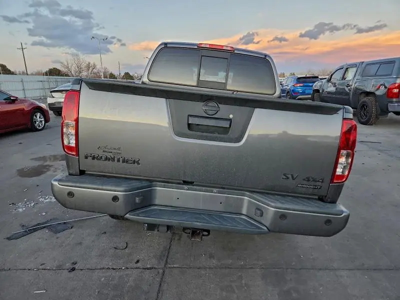 2021 NISSAN FRONTIER S  