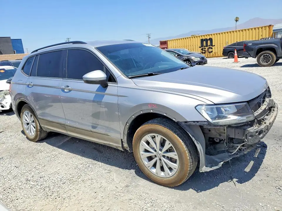 2020 VOLKSWAGEN TIGUAN S  