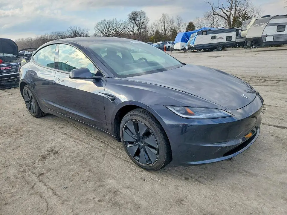 2025 TESLA MODEL 3   