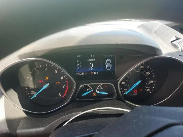 2017 FORD ESCAPE SE  