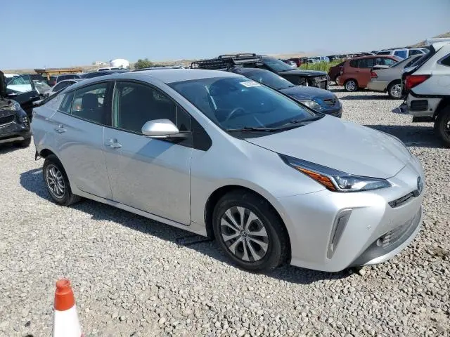 2022 TOYOTA PRIUS LE  