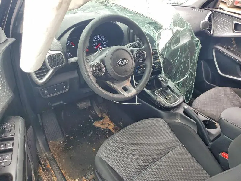 2021 KIA SOUL LX  