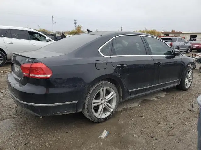 2012 VOLKSWAGEN PASSAT SE  