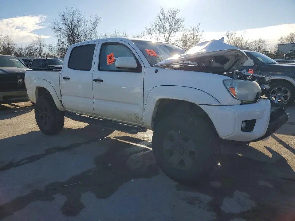 2015 TOYOTA TACOMA PRERUNNER V6  