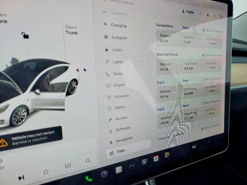 2018 TESLA MODEL 3   