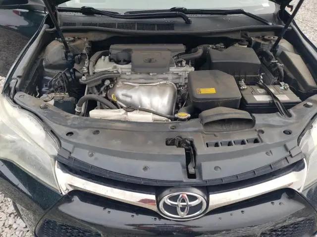 2015 TOYOTA CAMRY LE  