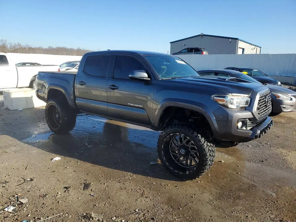 2019 TOYOTA TACOMA DOUBLE CAB  