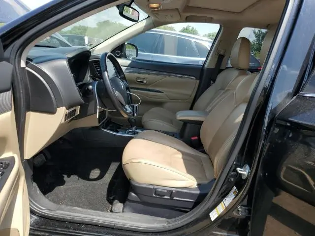 2019 MITSUBISHI OUTLANDER SE