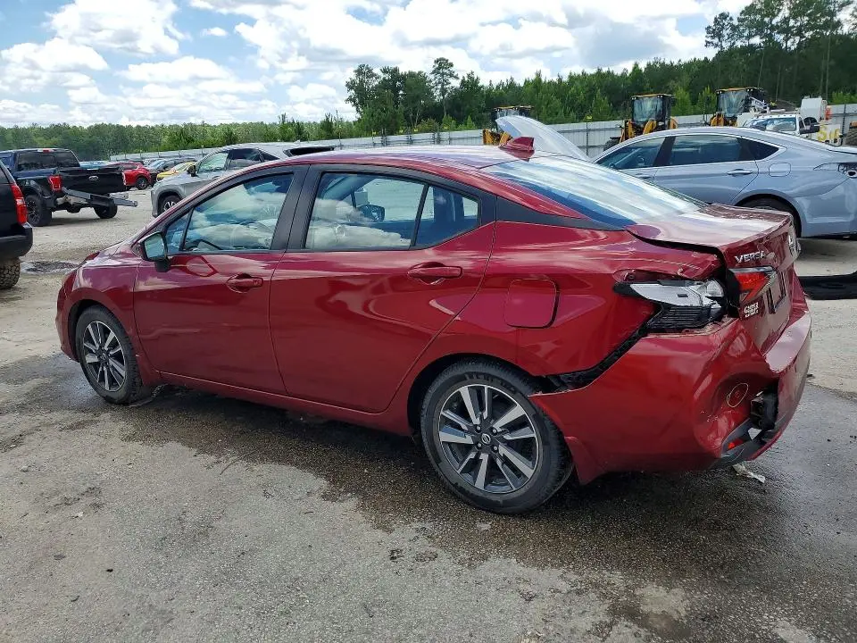 2021 NISSAN VERSA SV  