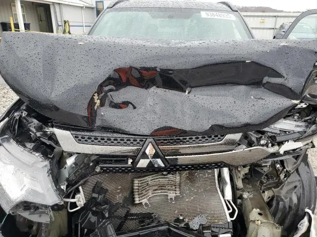 2019 MITSUBISHI OUTLANDER SE  