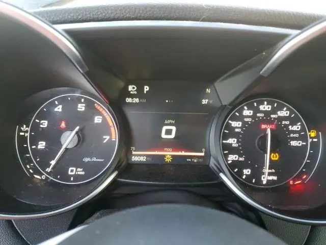 2017 ALFA ROMEO GIULIA   