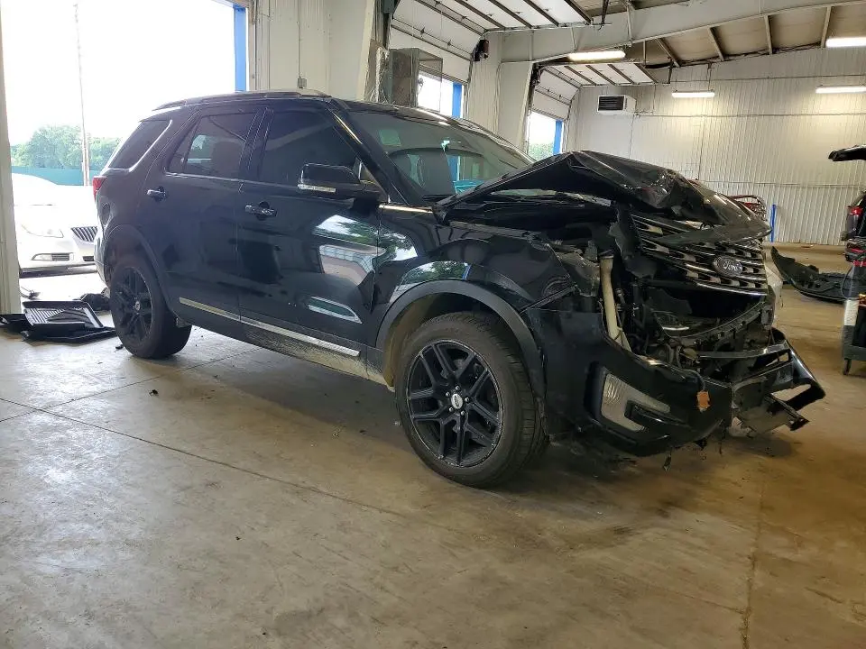 2016 FORD EXPLORER XLT  