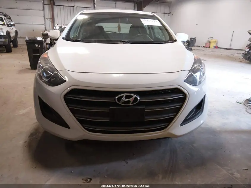 2017 HYUNDAI ELANTRA GT  