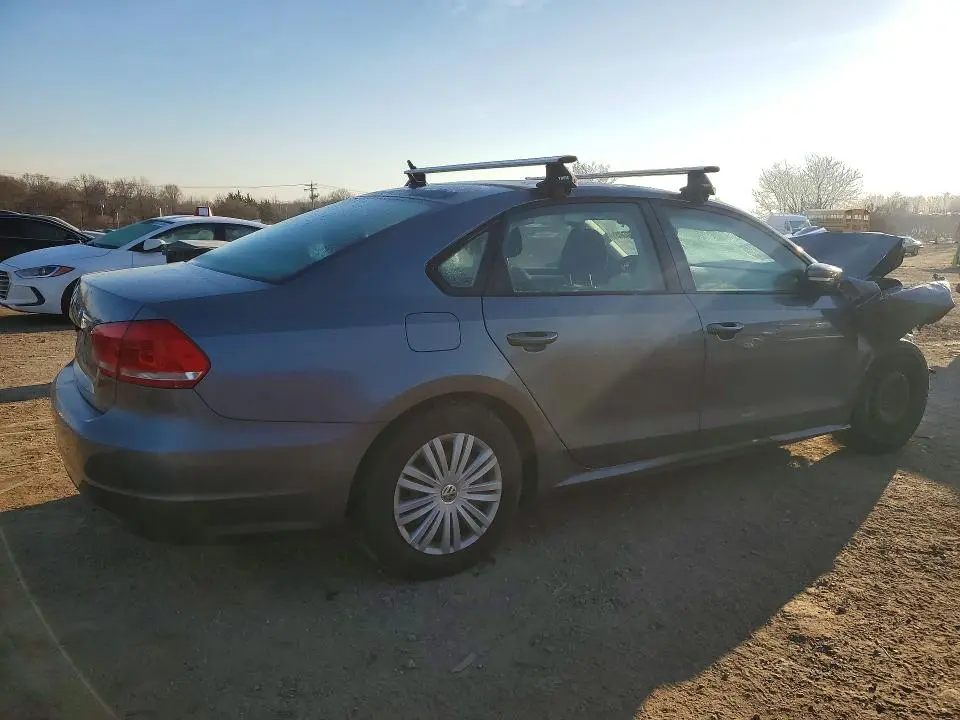 2014 VOLKSWAGEN PASSAT S  