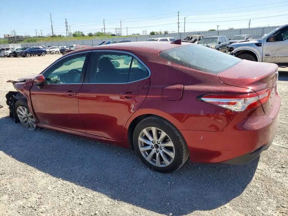 2019 TOYOTA CAMRY LE  
