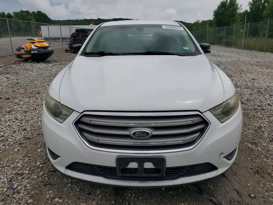 2013 FORD TAURUS SE  