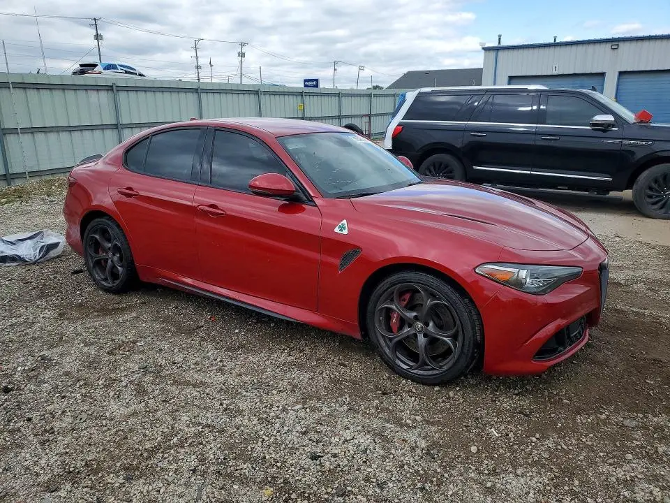 2018 ALFA ROMEO GIULIA QUADRIFOGLIO  