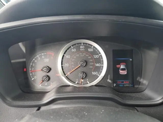 2021 TOYOTA COROLLA SE  