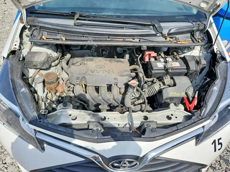 2017 TOYOTA YARIS 5-DOOR L FLEET  