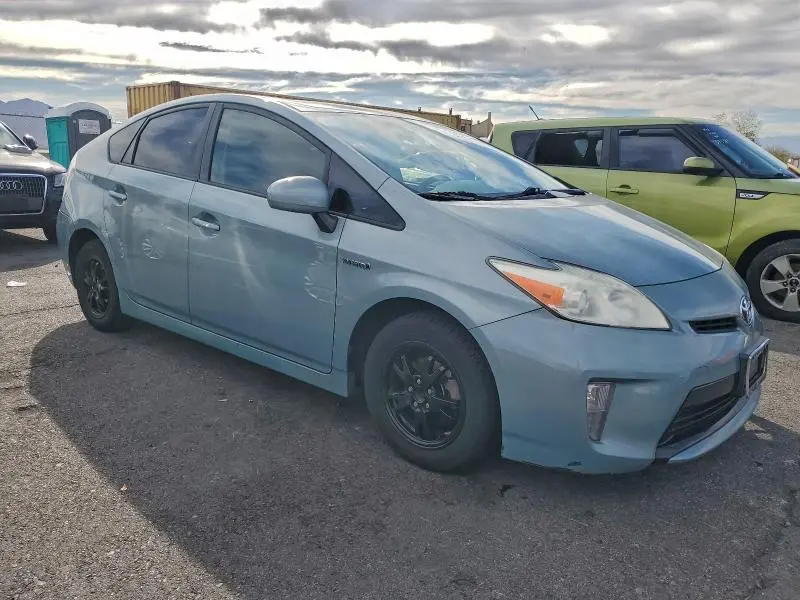 2013 TOYOTA PRIUS   