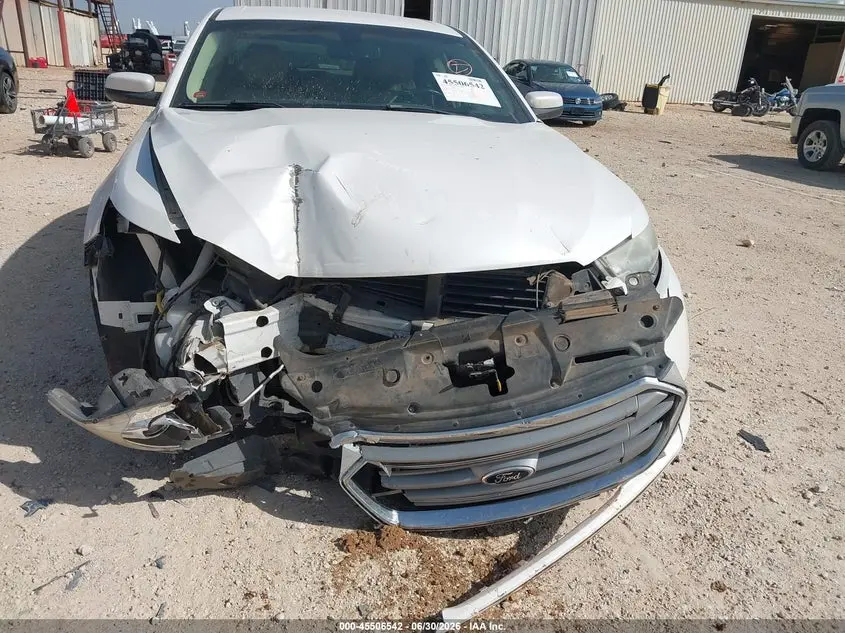 2013 FORD TAURUS SEL