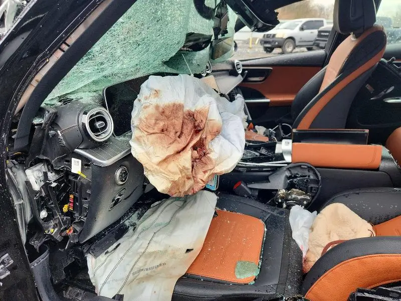 2026 MERCEDES-BENZ C 300 4MATIC  