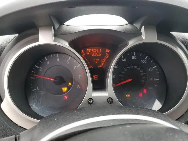2011 NISSAN JUKE S  