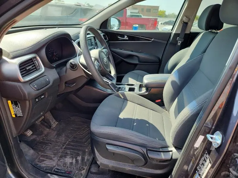 2016 KIA SORENTO LX  